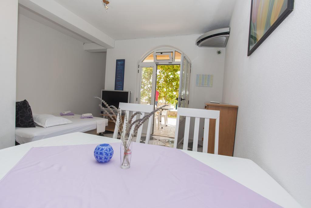 Apartments Damjanovic Makarska Luaran gambar